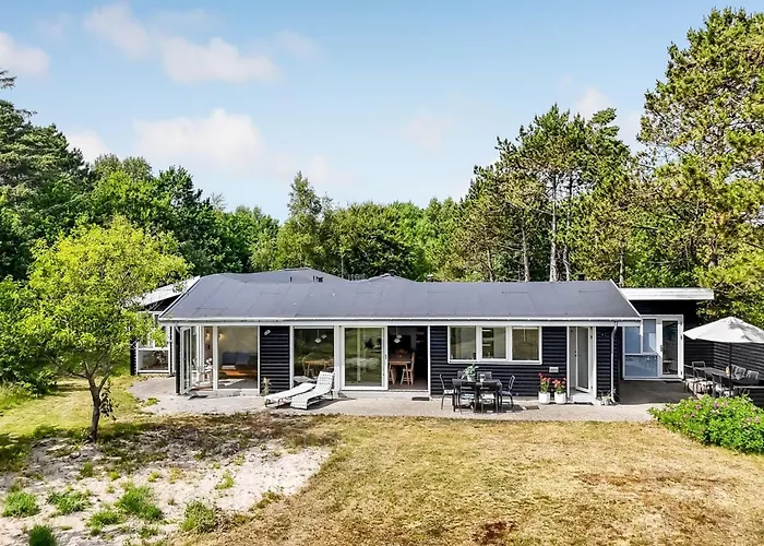 Donka - 25m From The Sea By Interhome